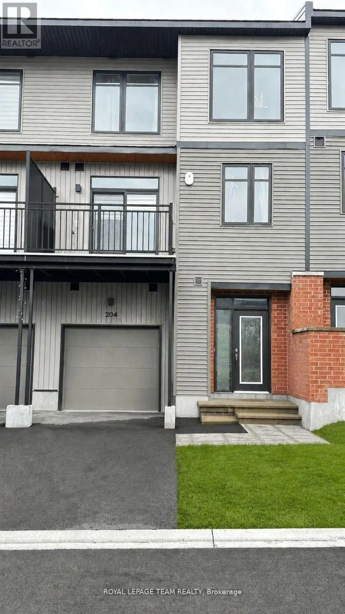 204 TUSSOCK PRIVATE