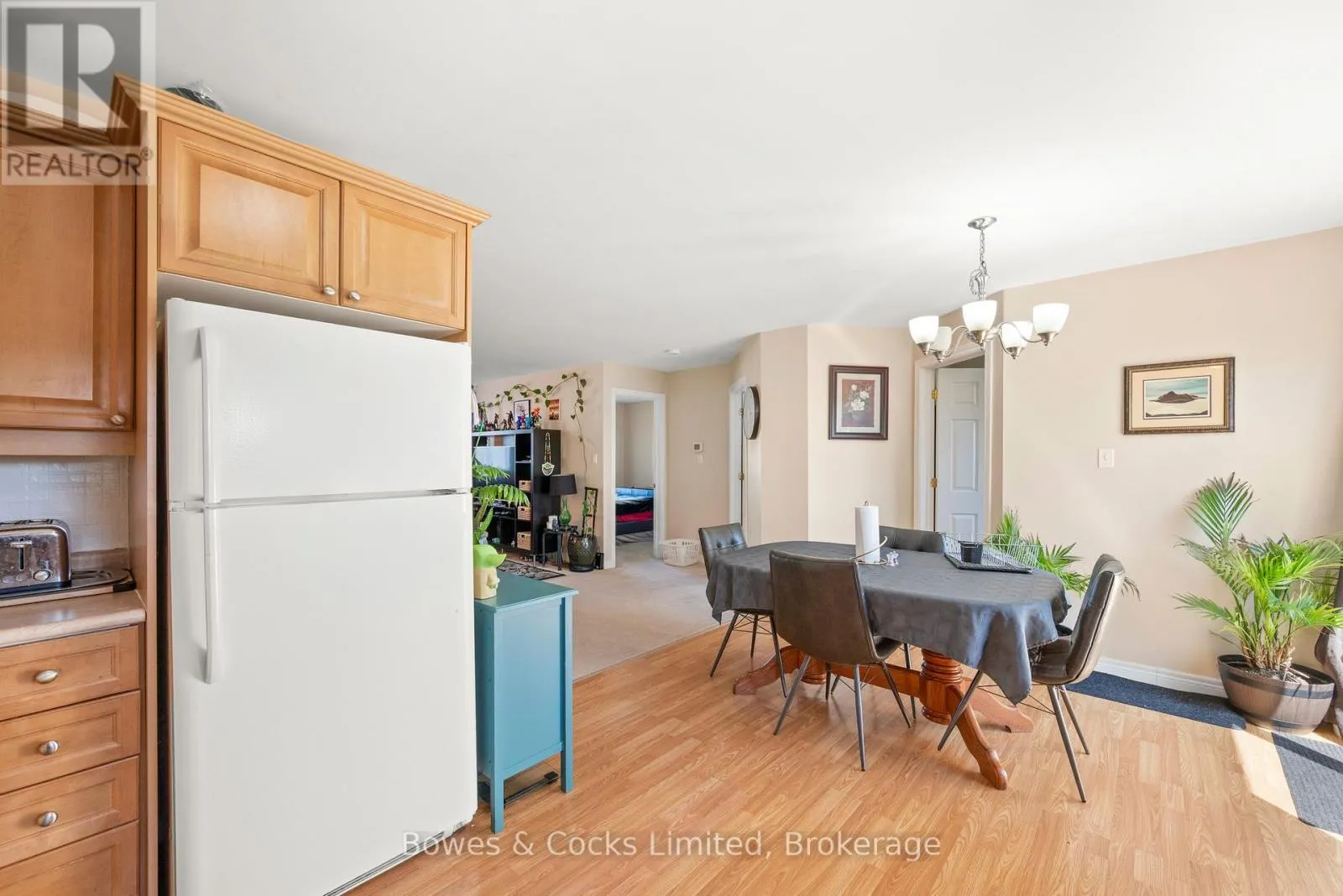 59 BIRCH CRESCENT