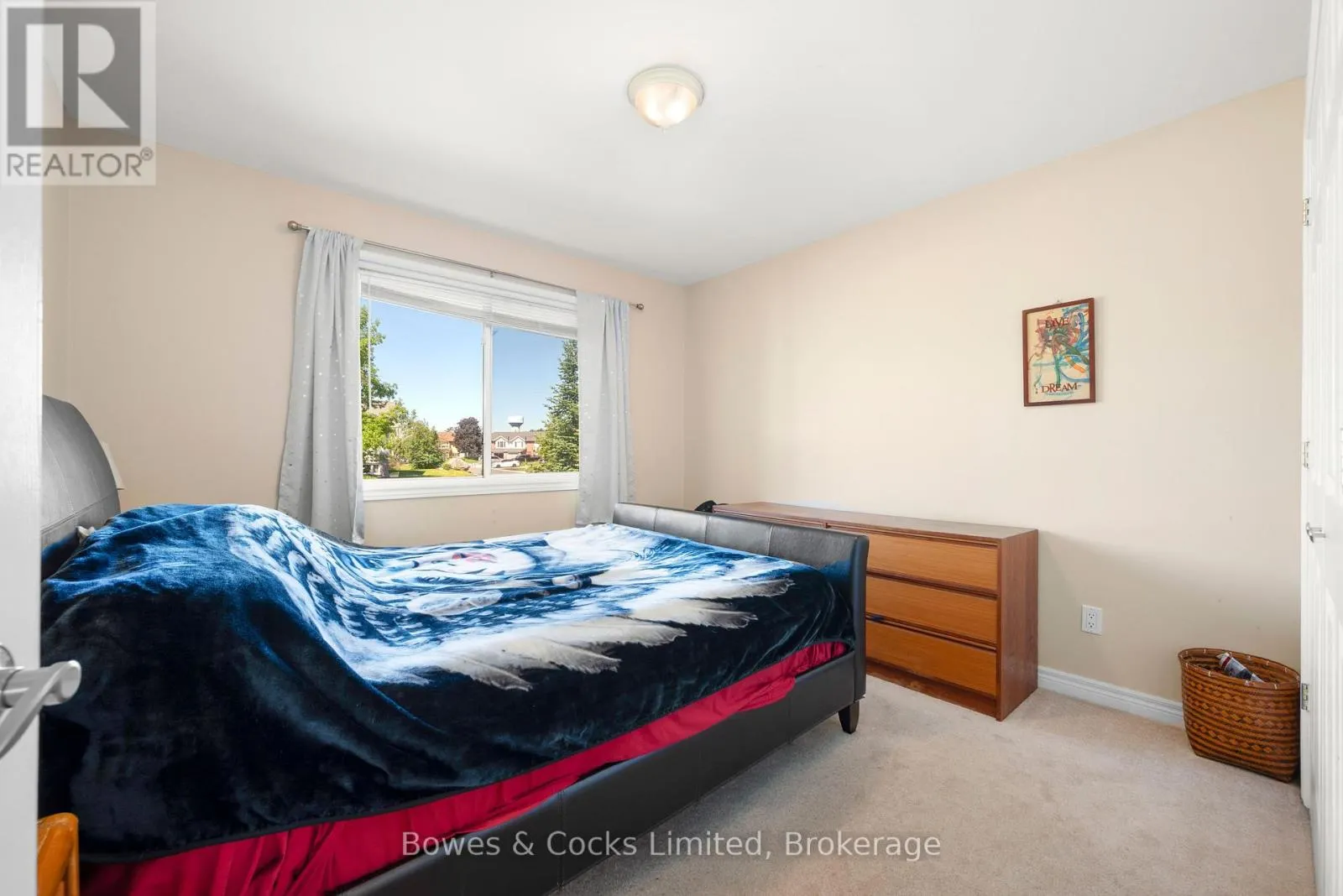 59 BIRCH CRESCENT