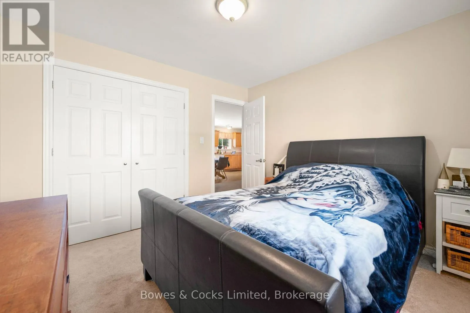 59 BIRCH CRESCENT