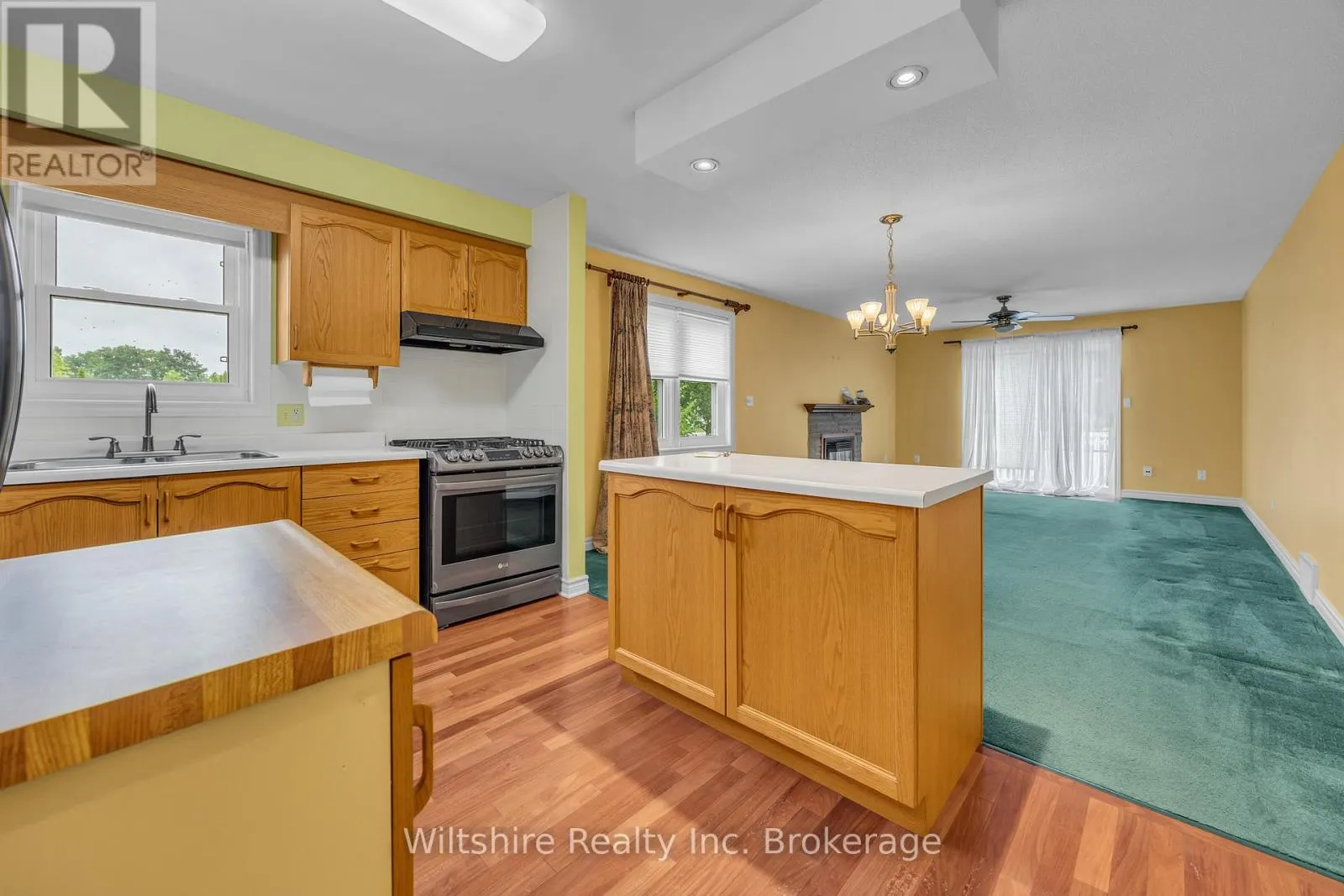 48 SINCLAIR DRIVE