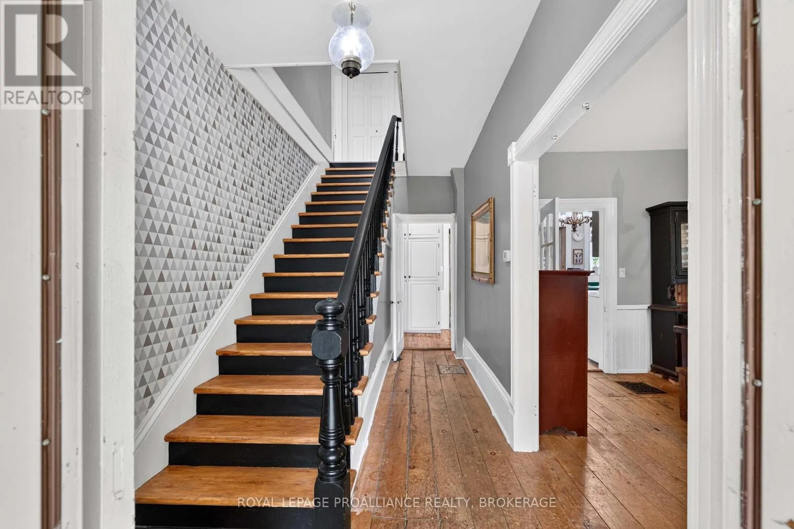 1462 COUNTY ROAD 8