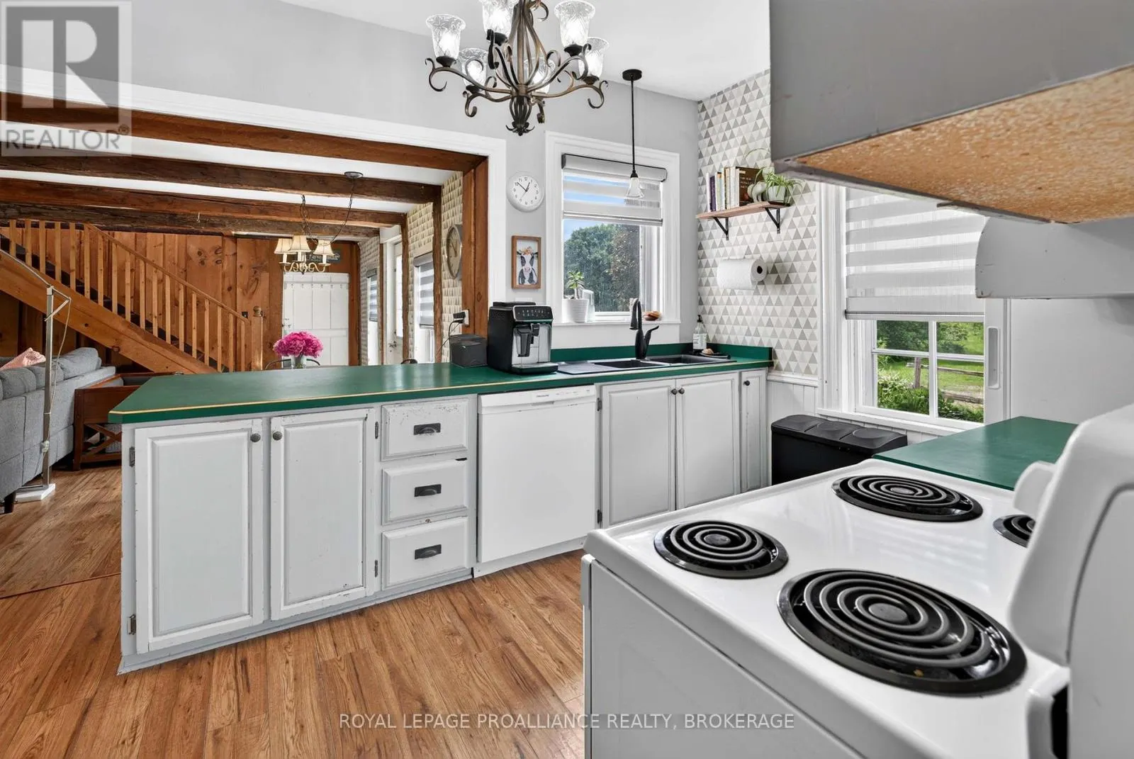 1462 COUNTY ROAD 8