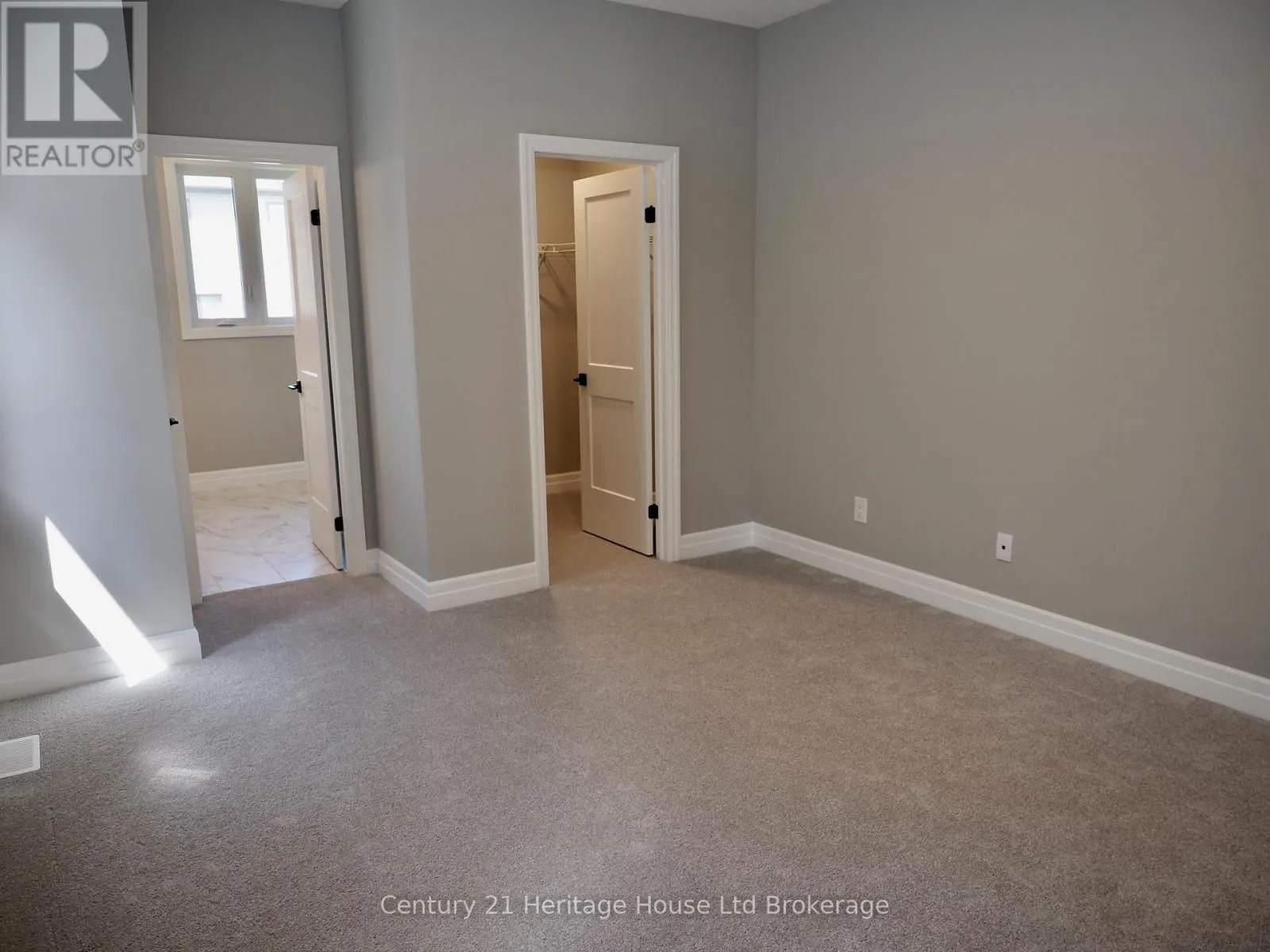 28 SYCAMORE DRIVE