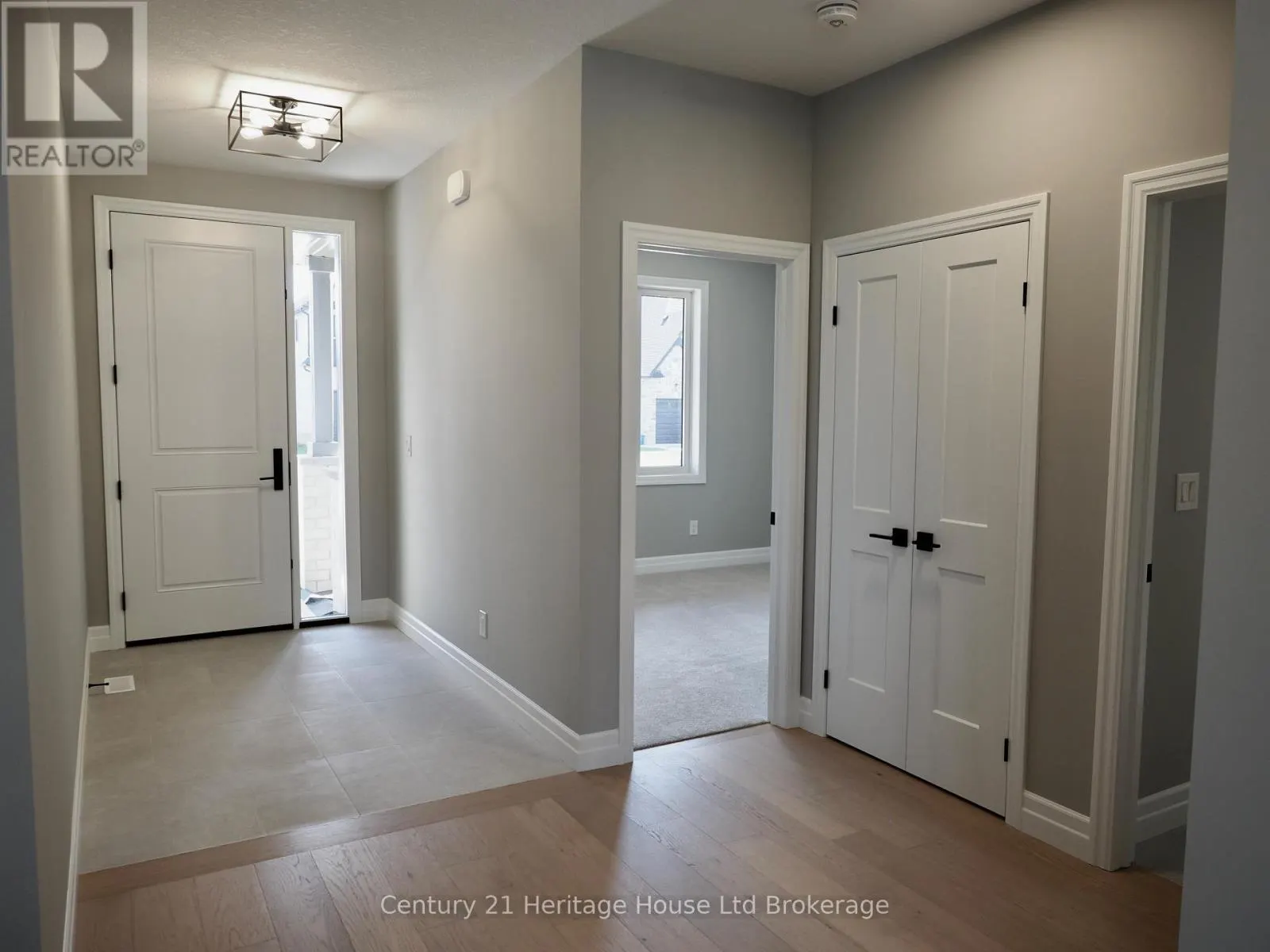 28 SYCAMORE DRIVE
