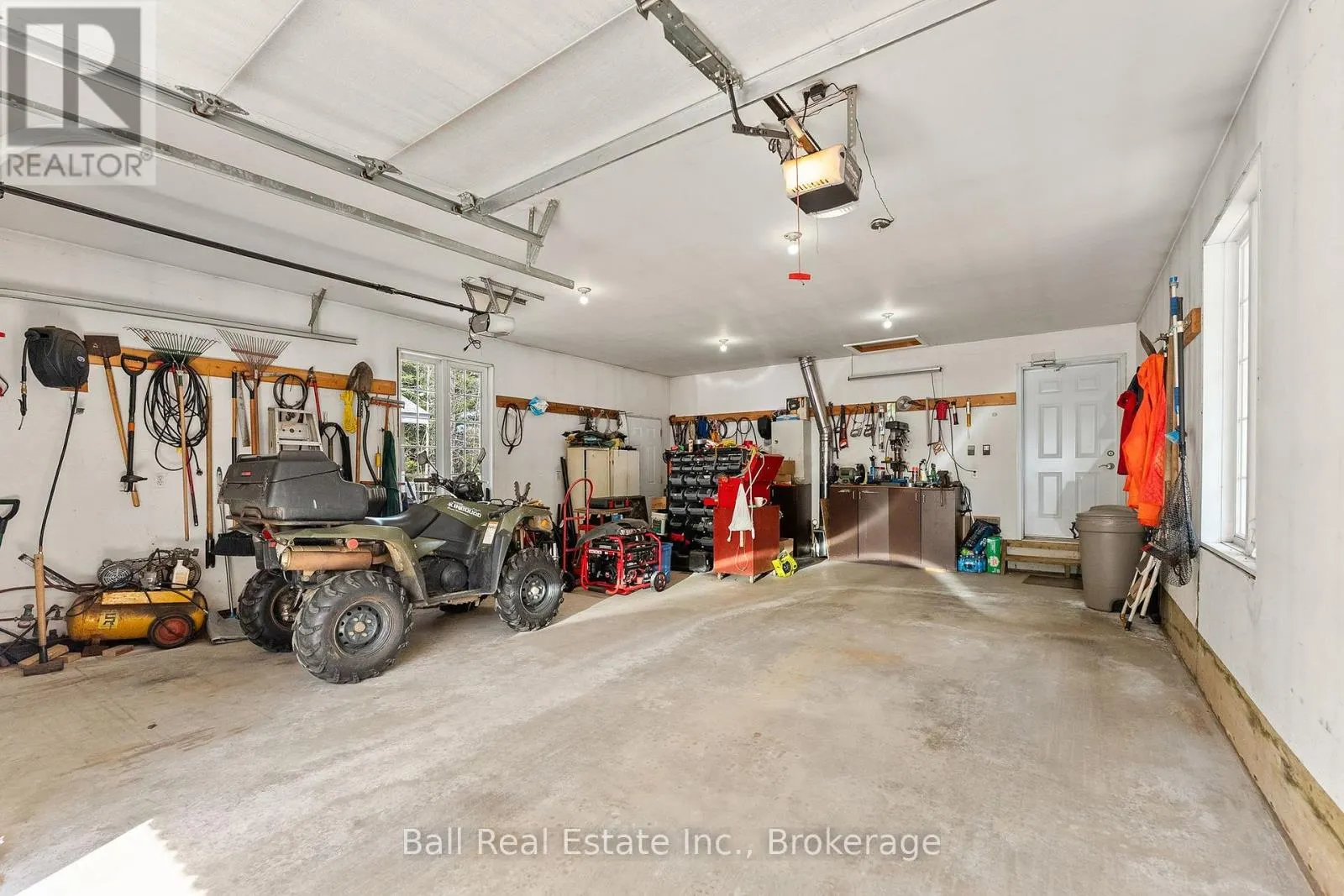 214A CENTRE ROAD