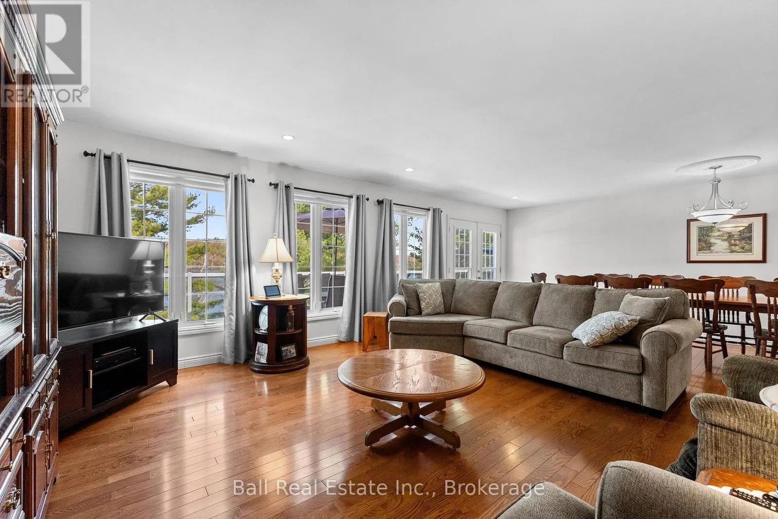 214A CENTRE ROAD