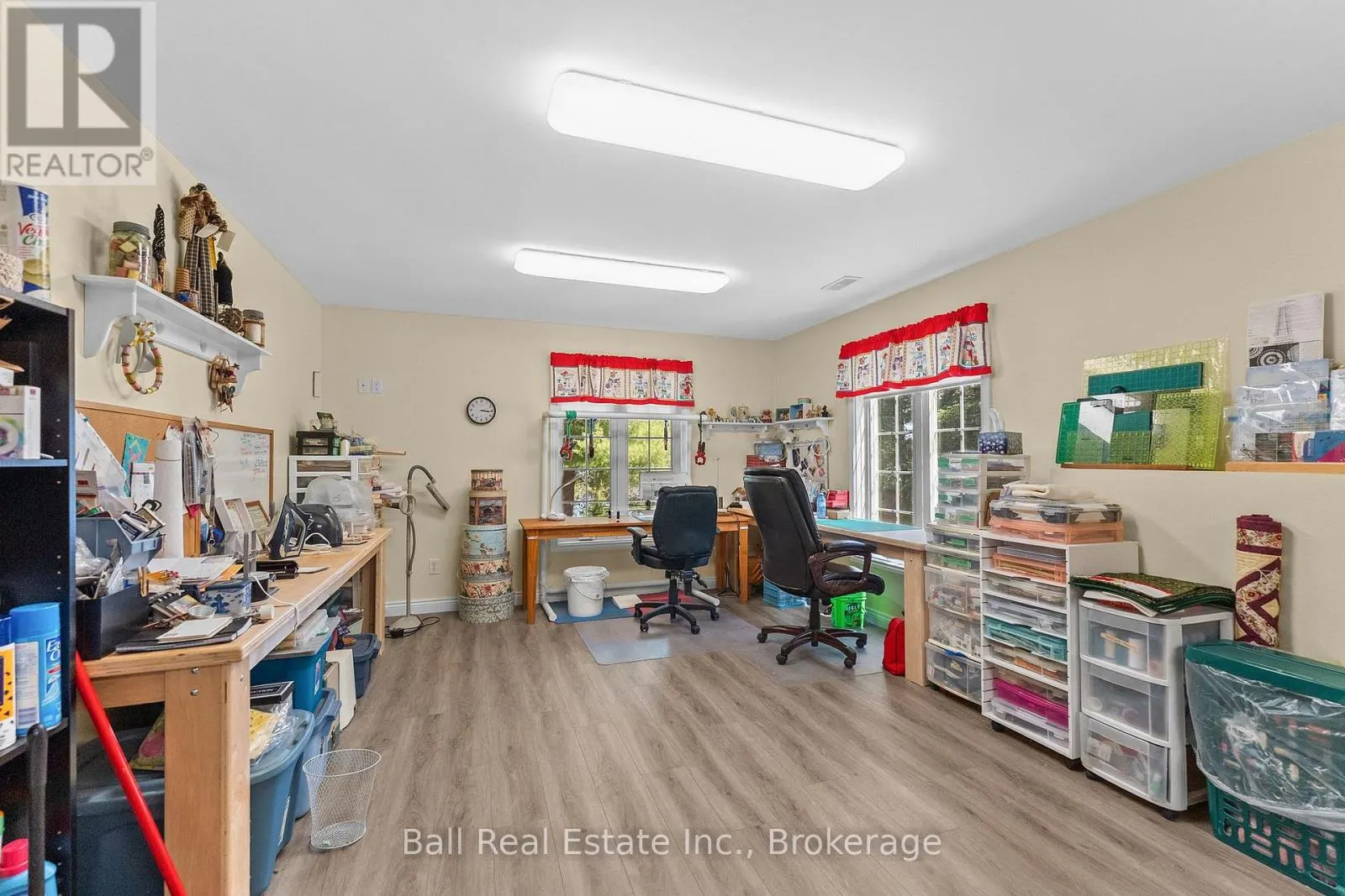 214A CENTRE ROAD