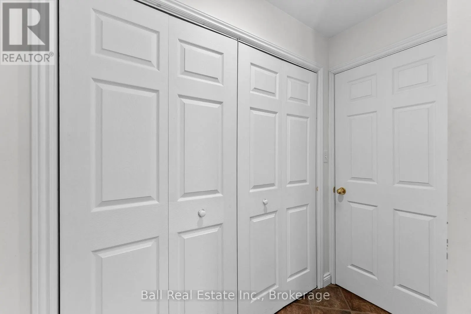 214A CENTRE ROAD