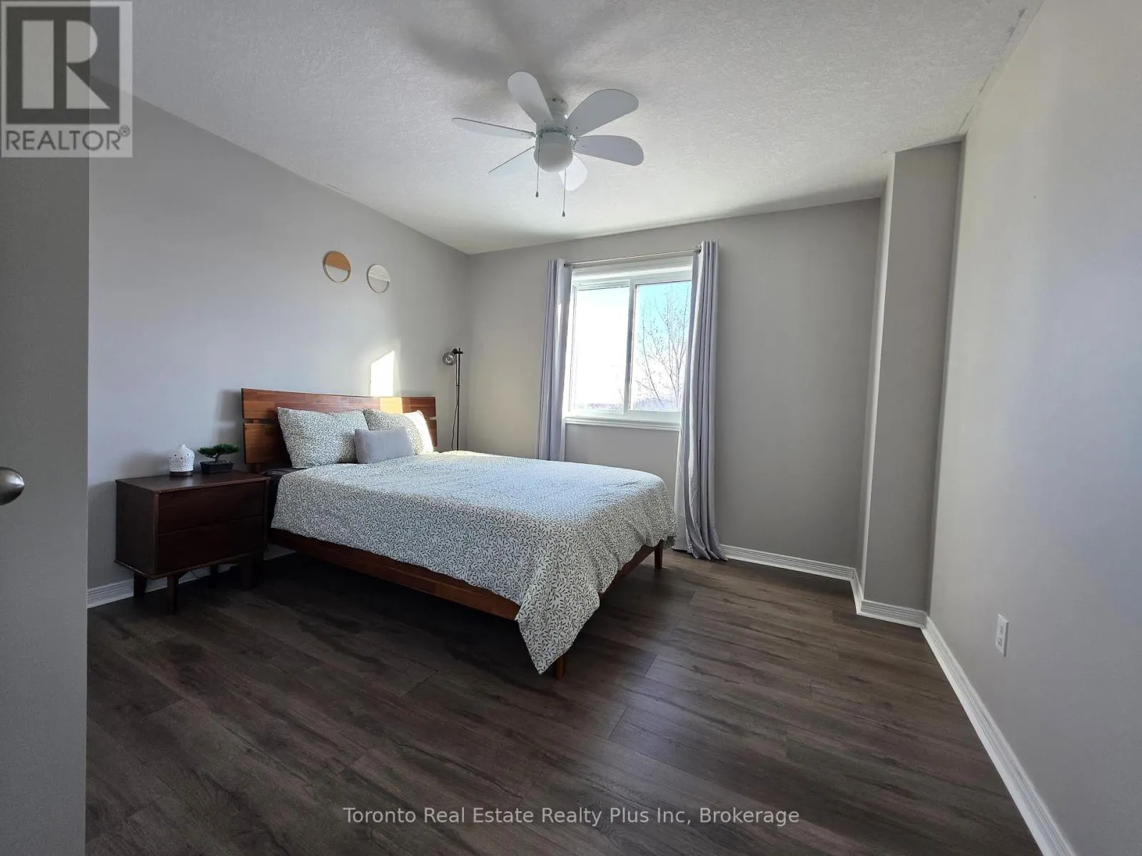 16 TALON DRIVE