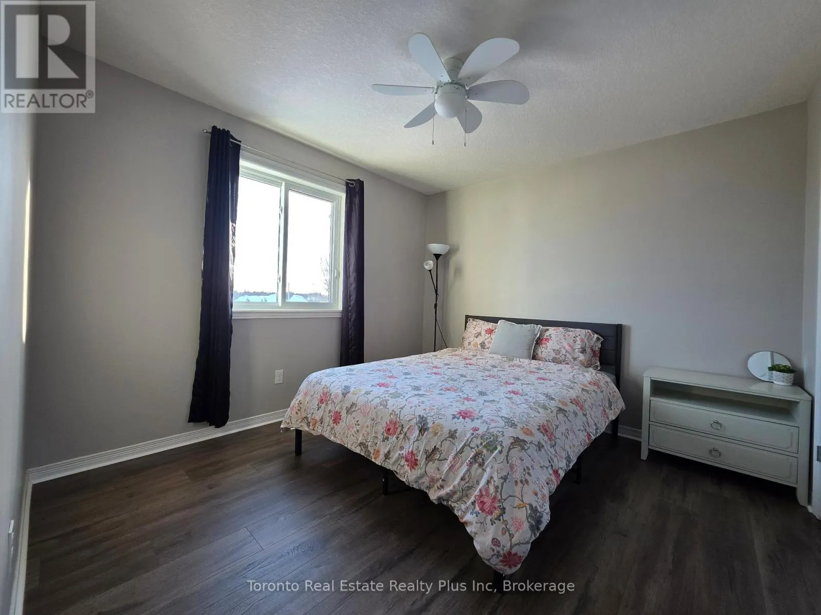 16 TALON DRIVE