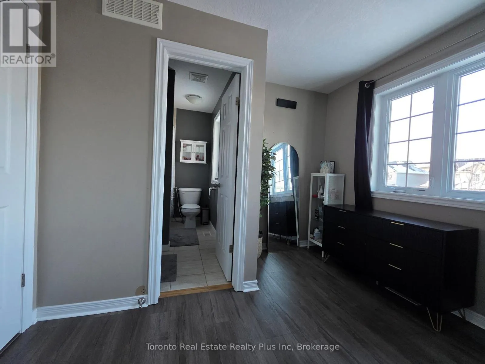 16 TALON DRIVE