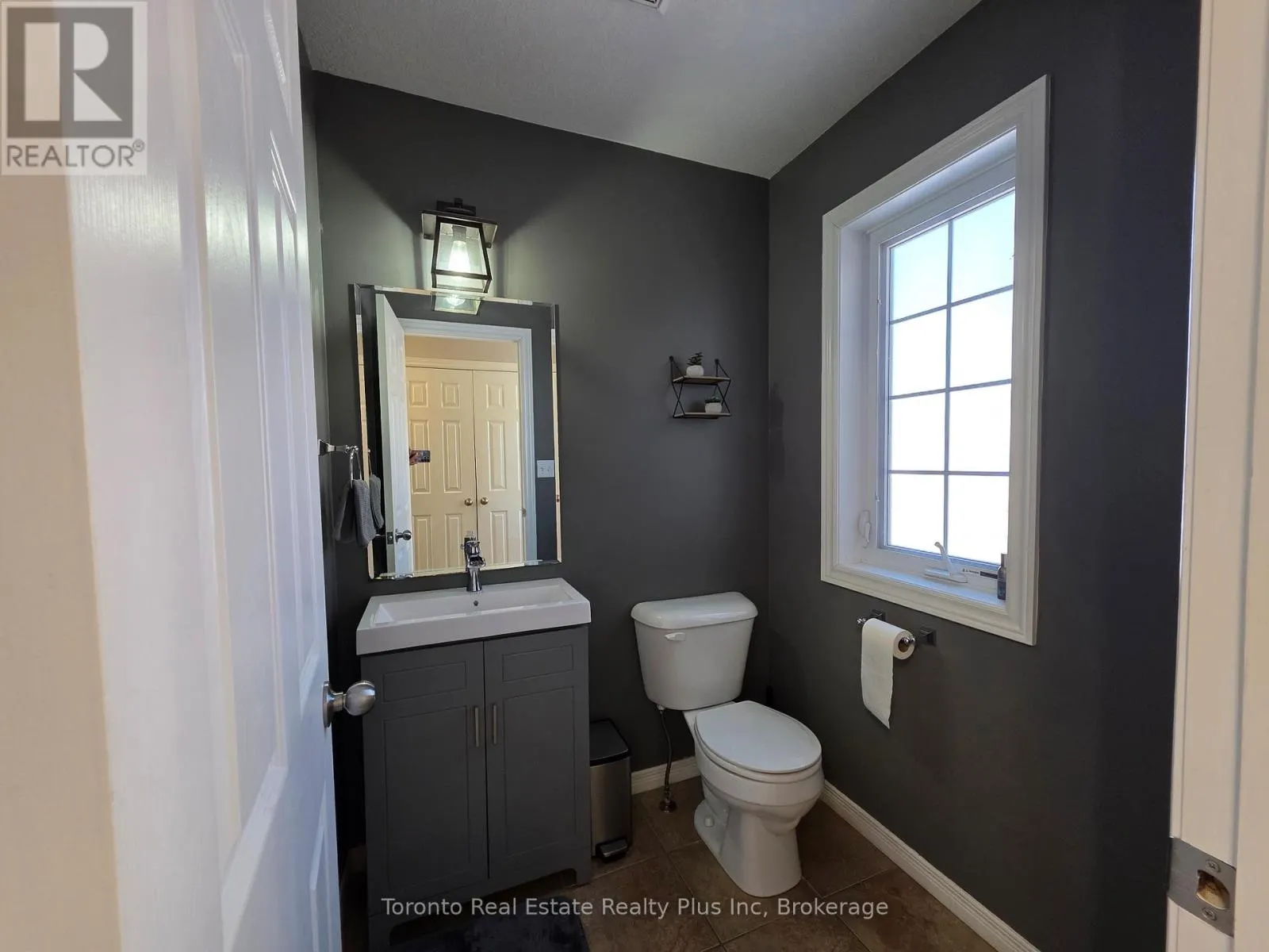 16 TALON DRIVE