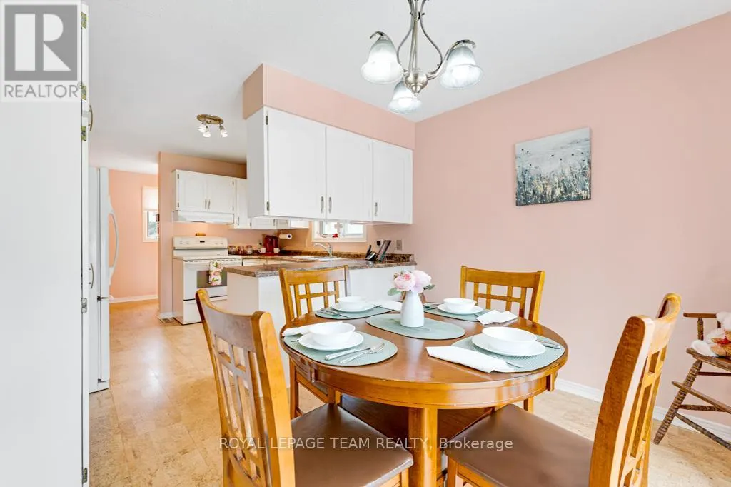 17 MARIC TRAIL