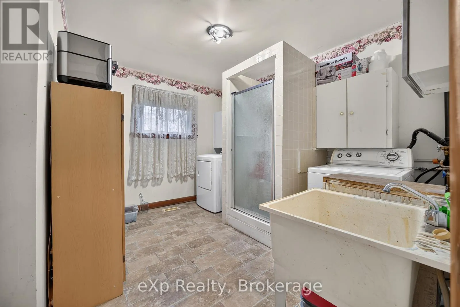 29 CONCESSION STREET E