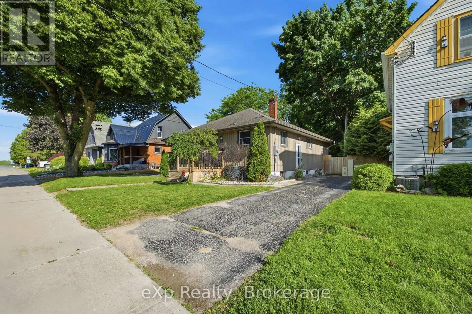 29 CONCESSION STREET E