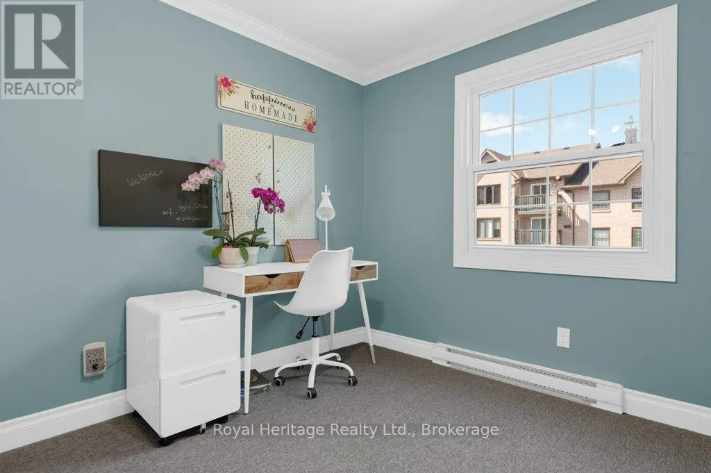 203 - 9 CENTRE STREET #203