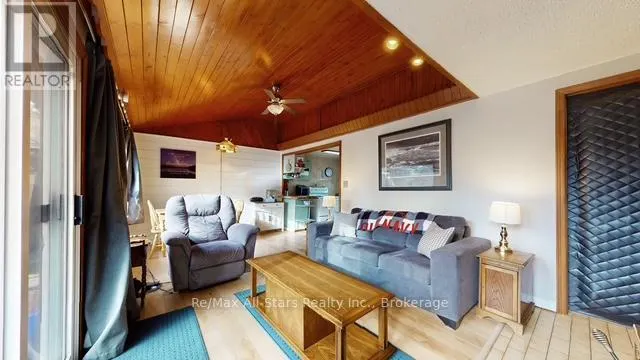 286 EDWINA DRIVE