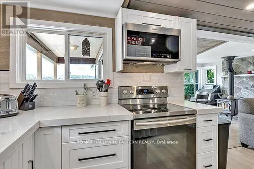 504 PINE POINT LANE