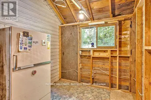 504 PINE POINT LANE