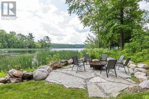 504 PINE POINT LANE