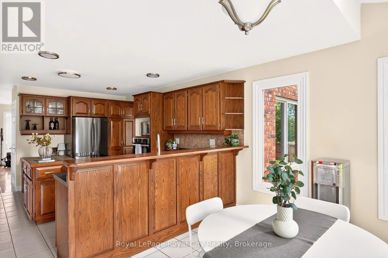 9 DARREN PLACE