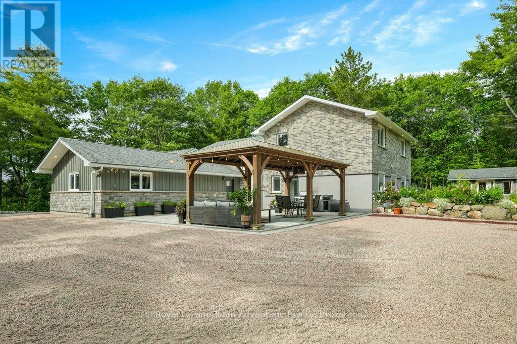 17 HUNTER DRIVE