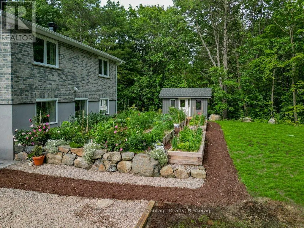 17 HUNTER DRIVE