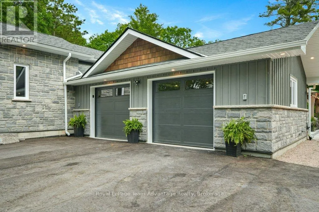17 HUNTER DRIVE