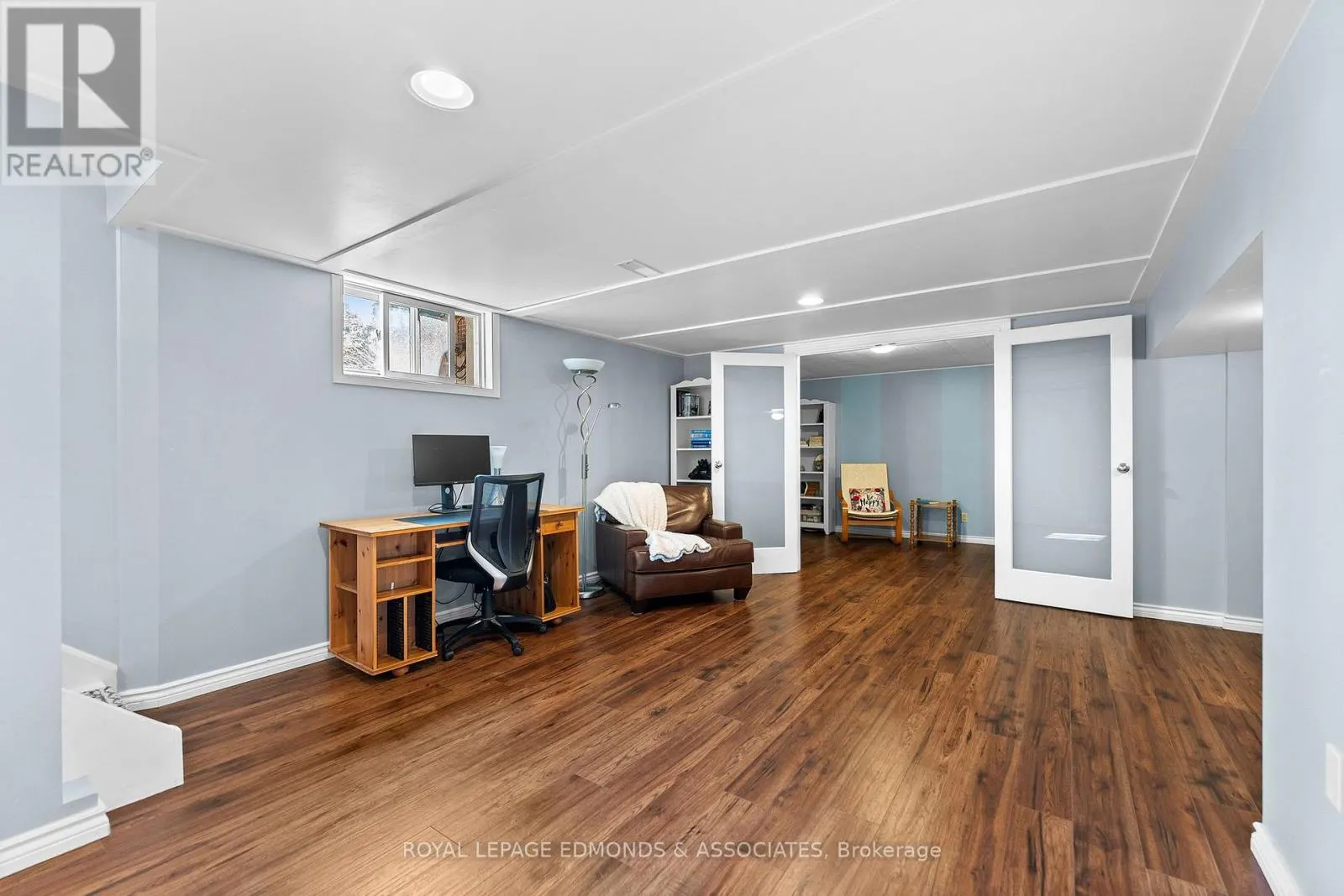 37 SELLEY STREET