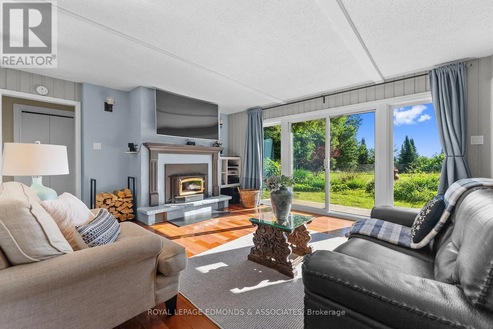 37 SELLEY STREET