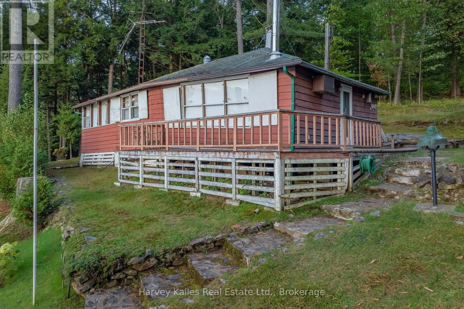 2 - 1028 SOUTH TOOKE LAKE ROAD #2