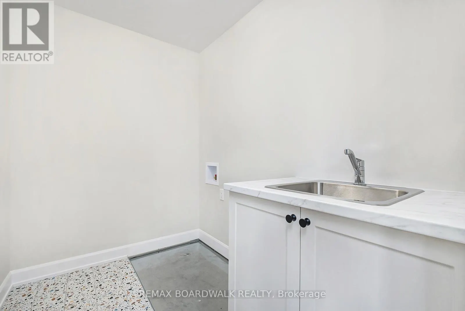 1064 CHABLIS CRESCENT