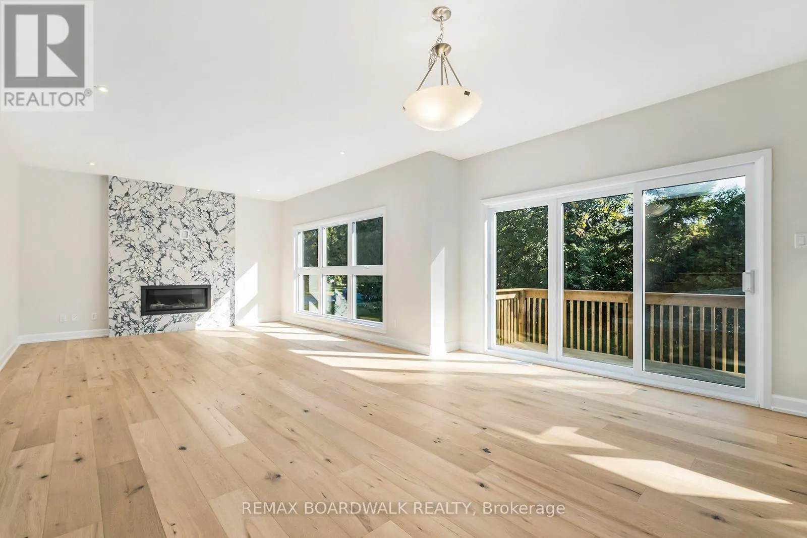 1064 CHABLIS CRESCENT