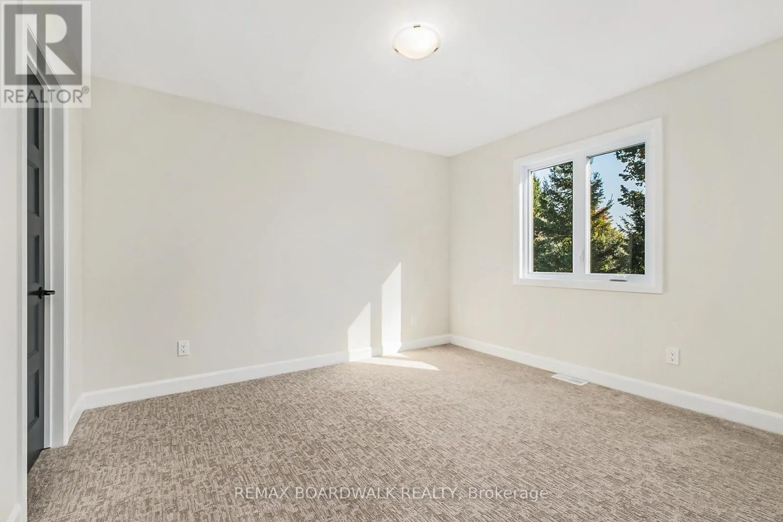 1064 CHABLIS CRESCENT