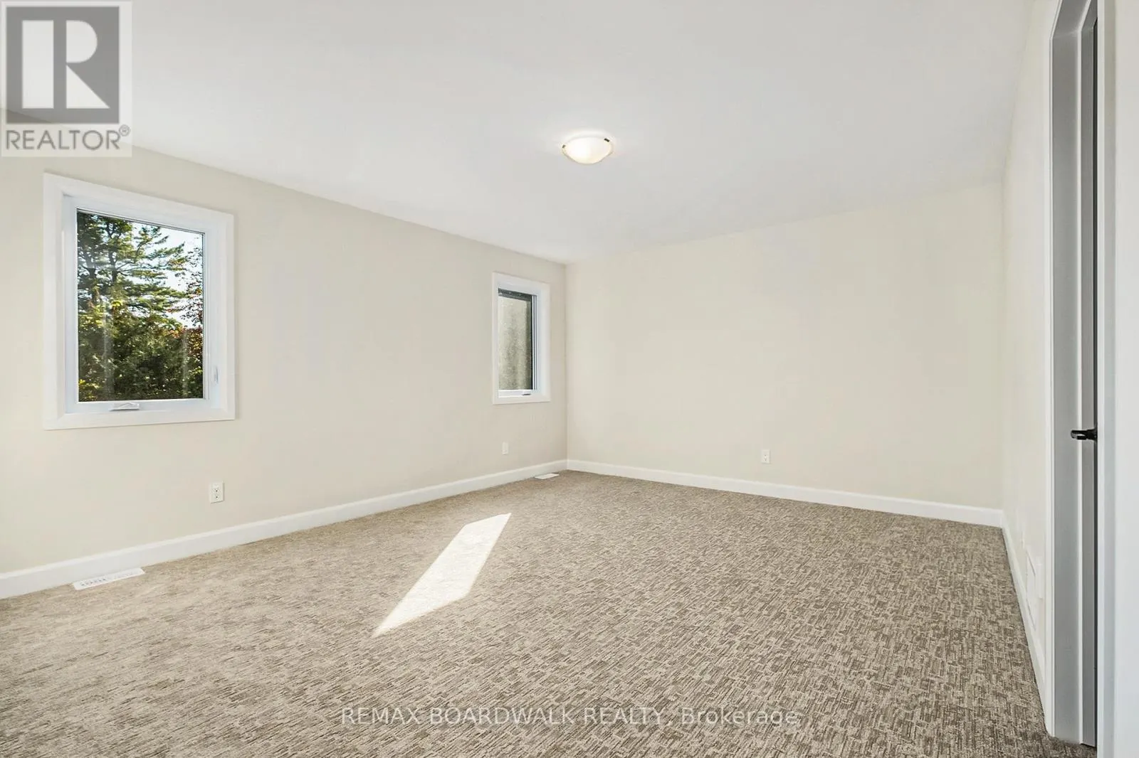 1064 CHABLIS CRESCENT