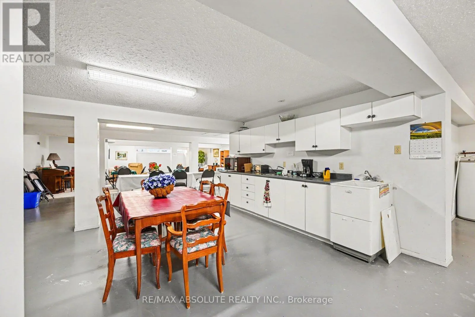 303 - 61 JACK CRESCENT