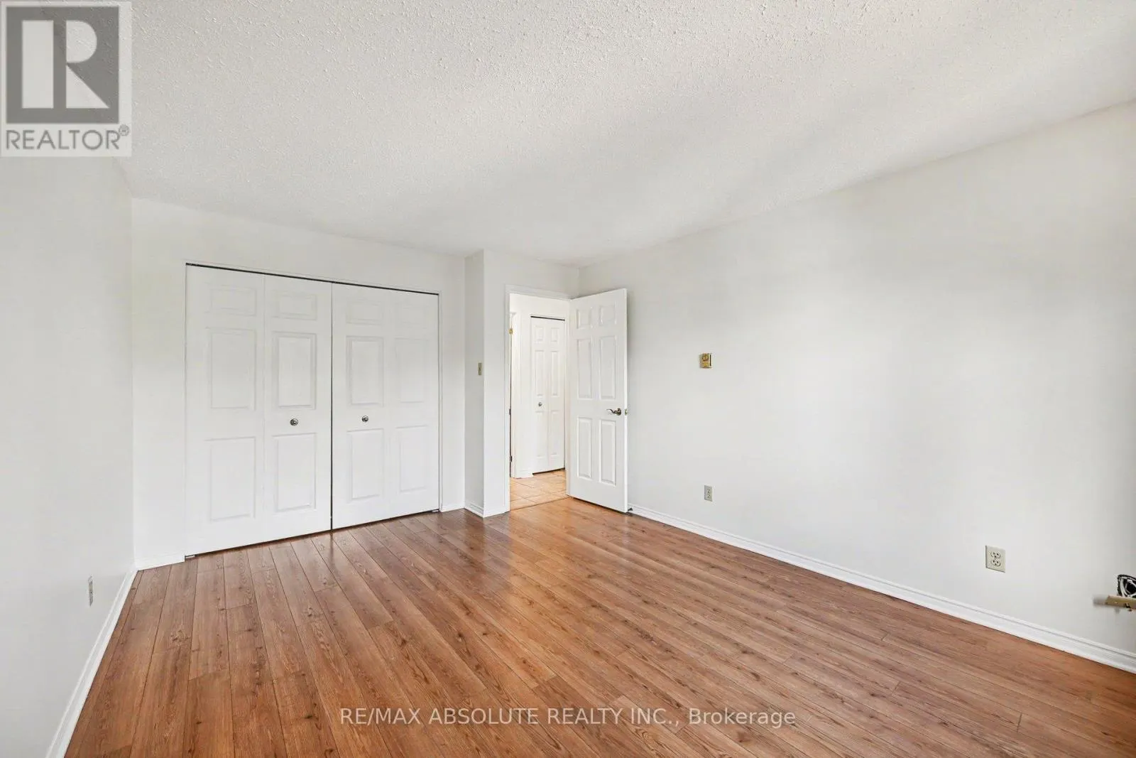 303 - 61 JACK CRESCENT