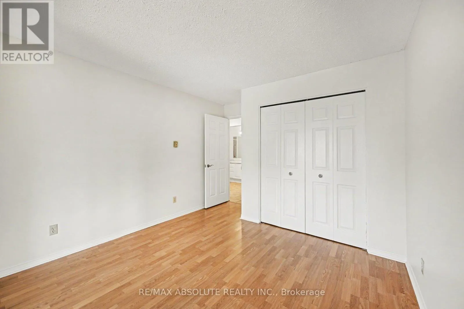 303 - 61 JACK CRESCENT