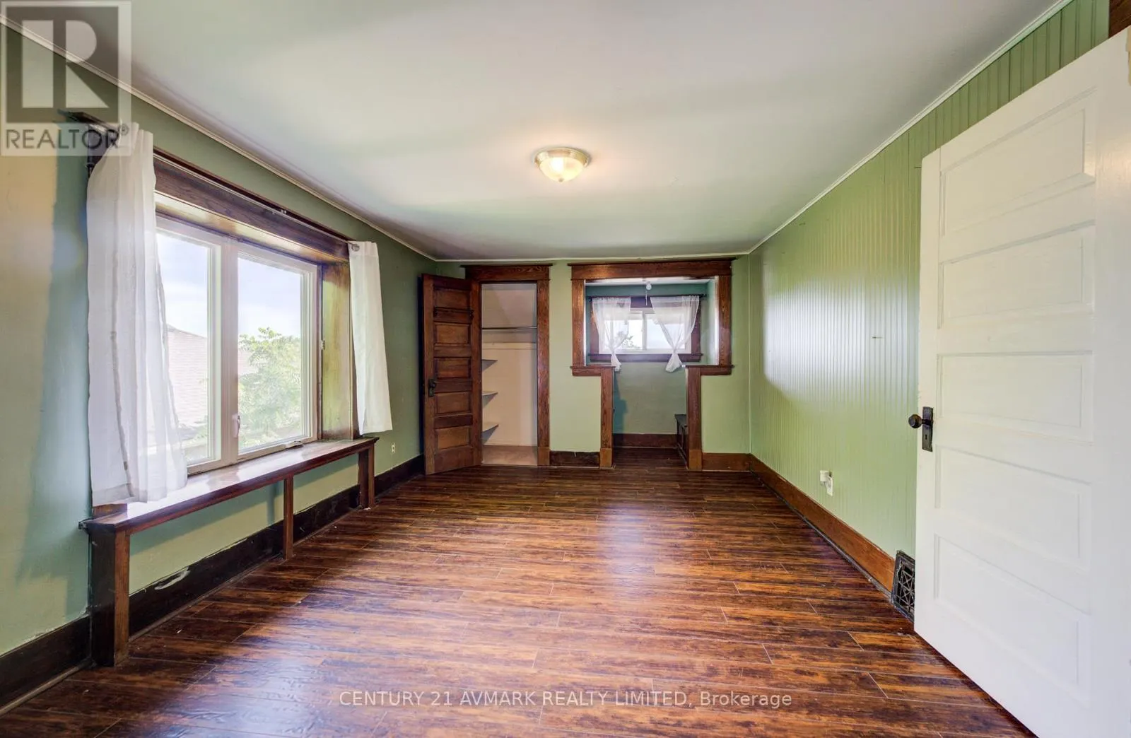 3332 KING STREET