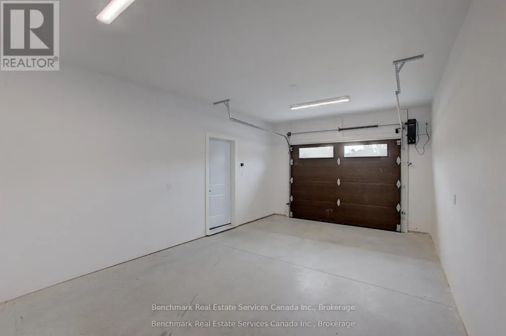 52 - 1182 QUEEN STREET #52