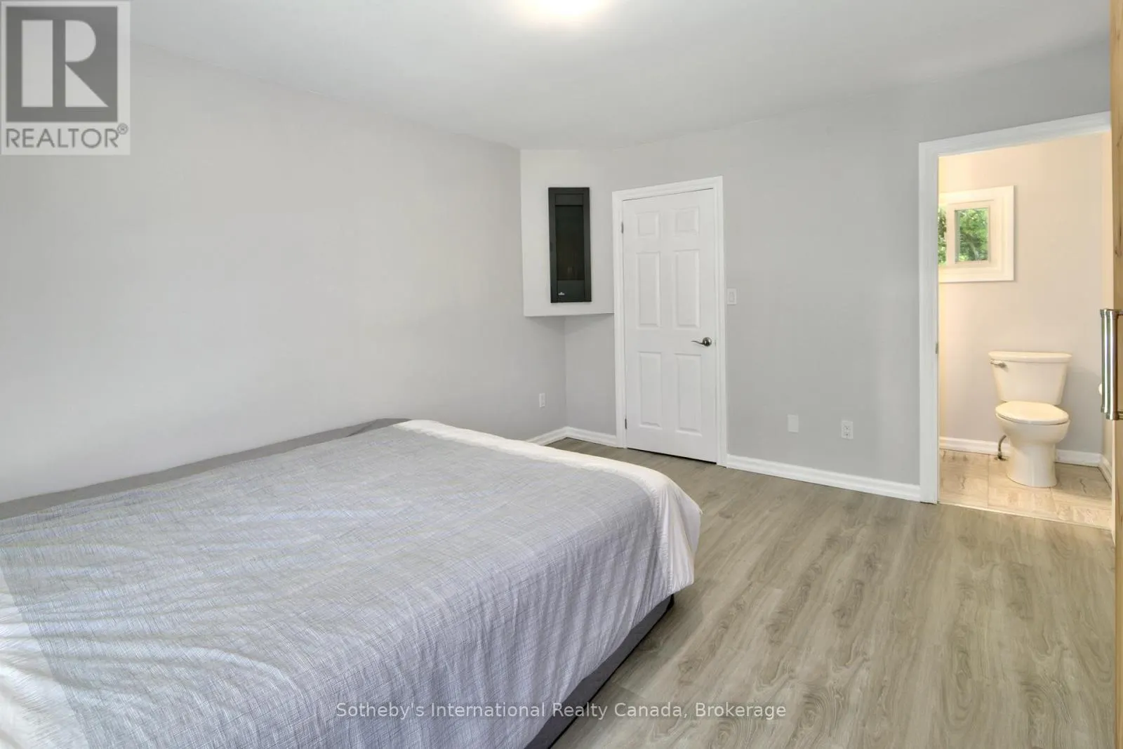 640514 HAMILTON ROAD