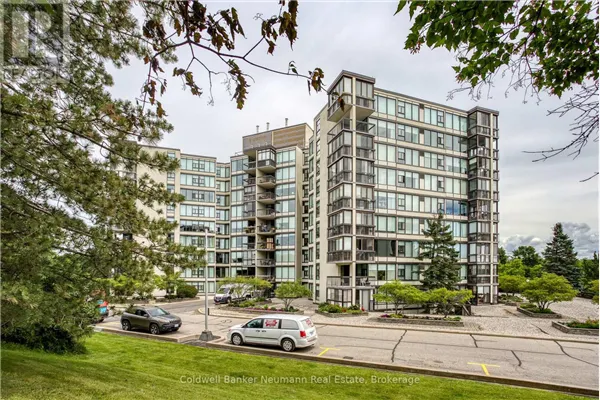 205 - 23 WOODLAWN ROAD E