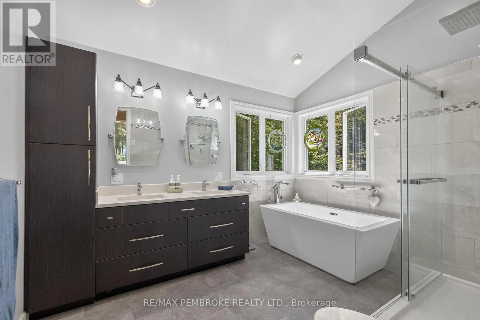 131 CLEM TRAIL