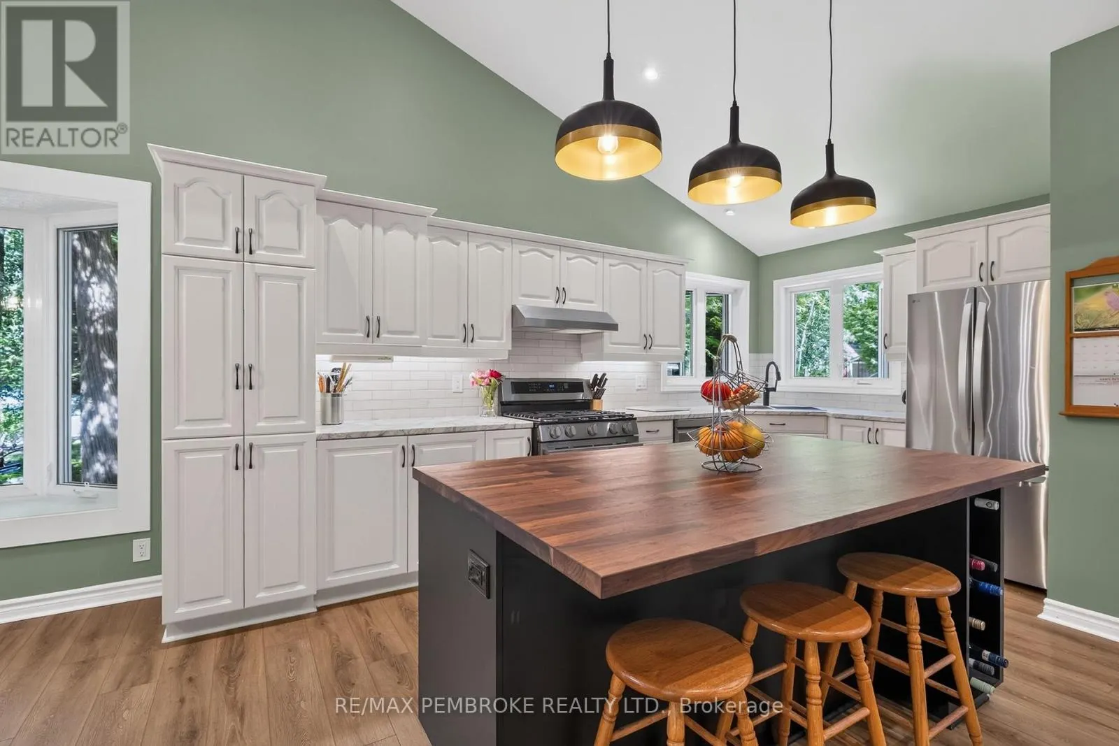 131 CLEM TRAIL