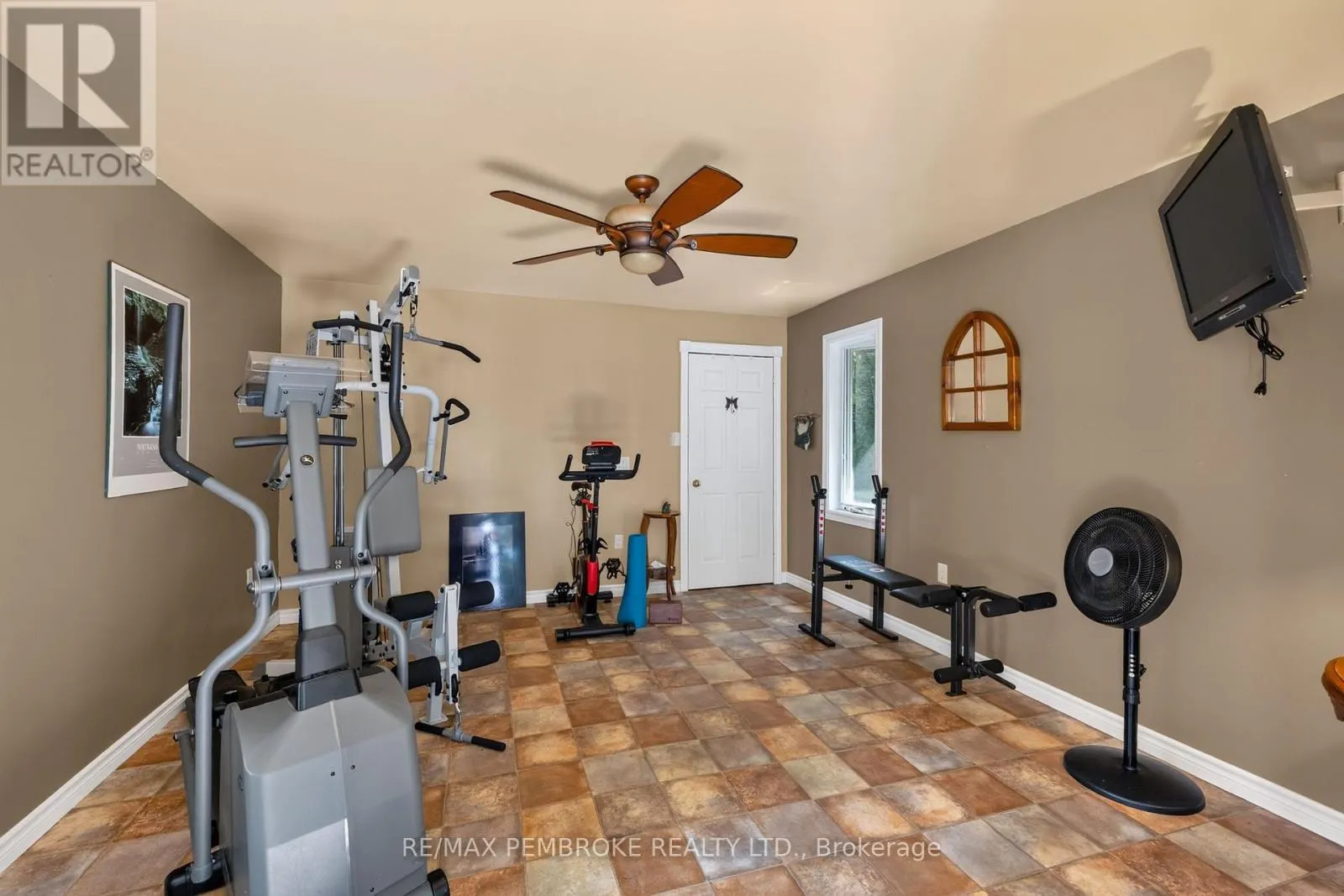 131 CLEM TRAIL