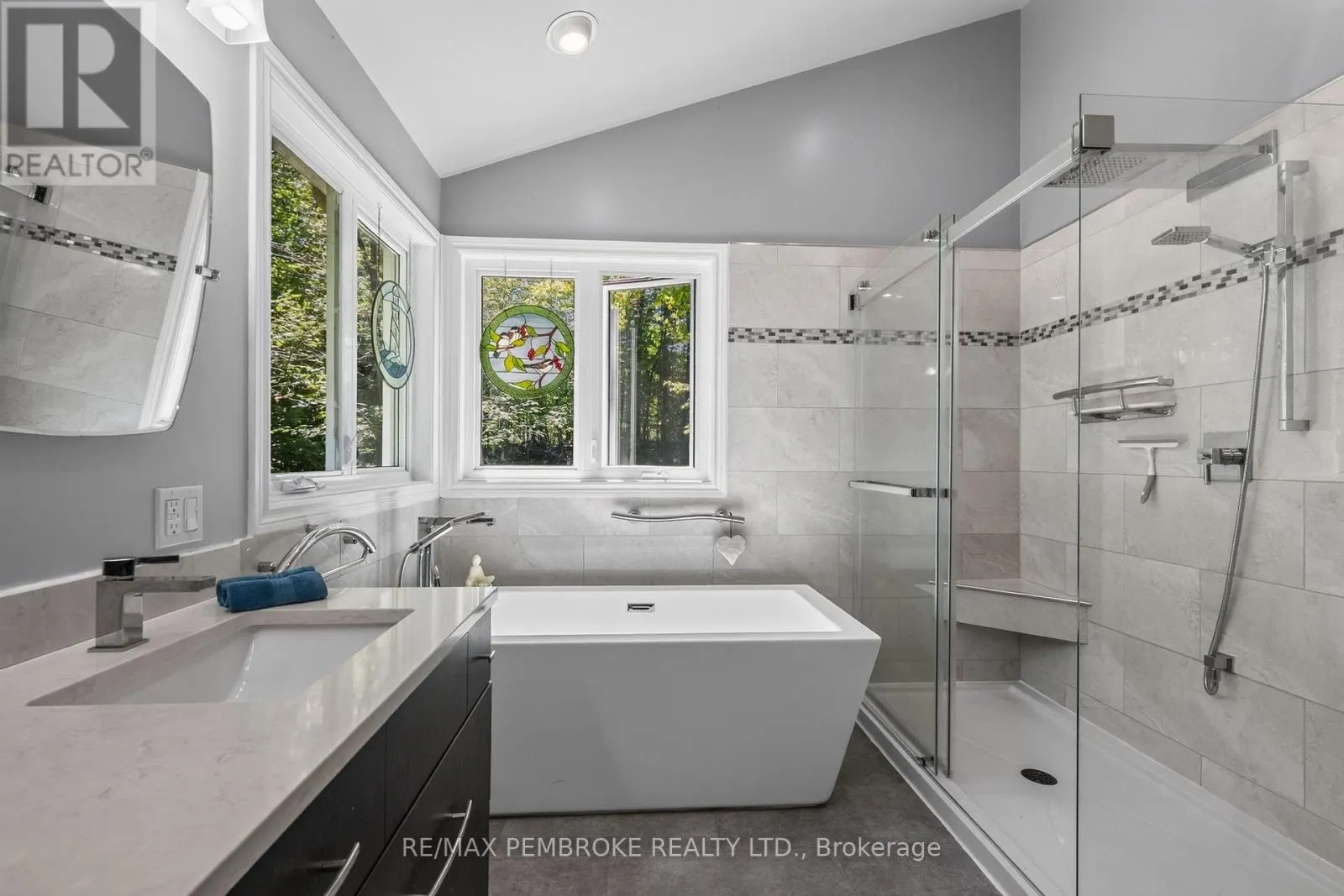 131 CLEM TRAIL