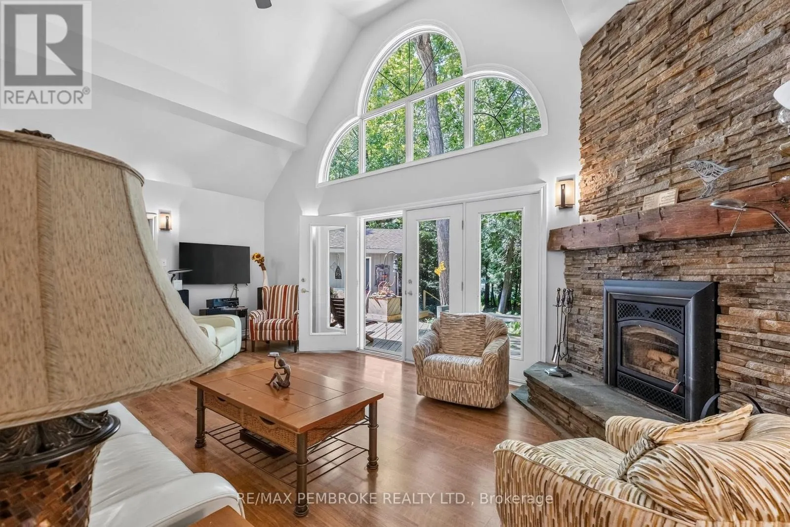 131 CLEM TRAIL