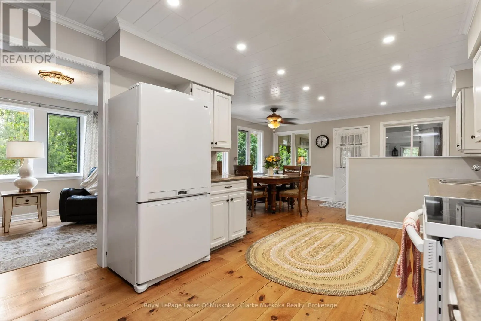43 MAPLE ST