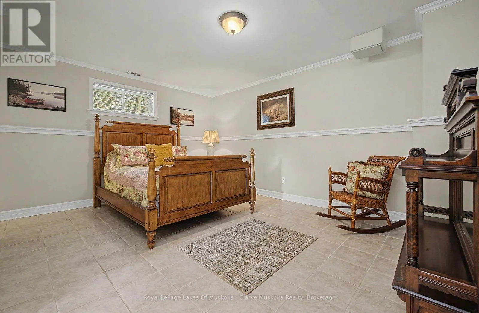 43 MAPLE ST